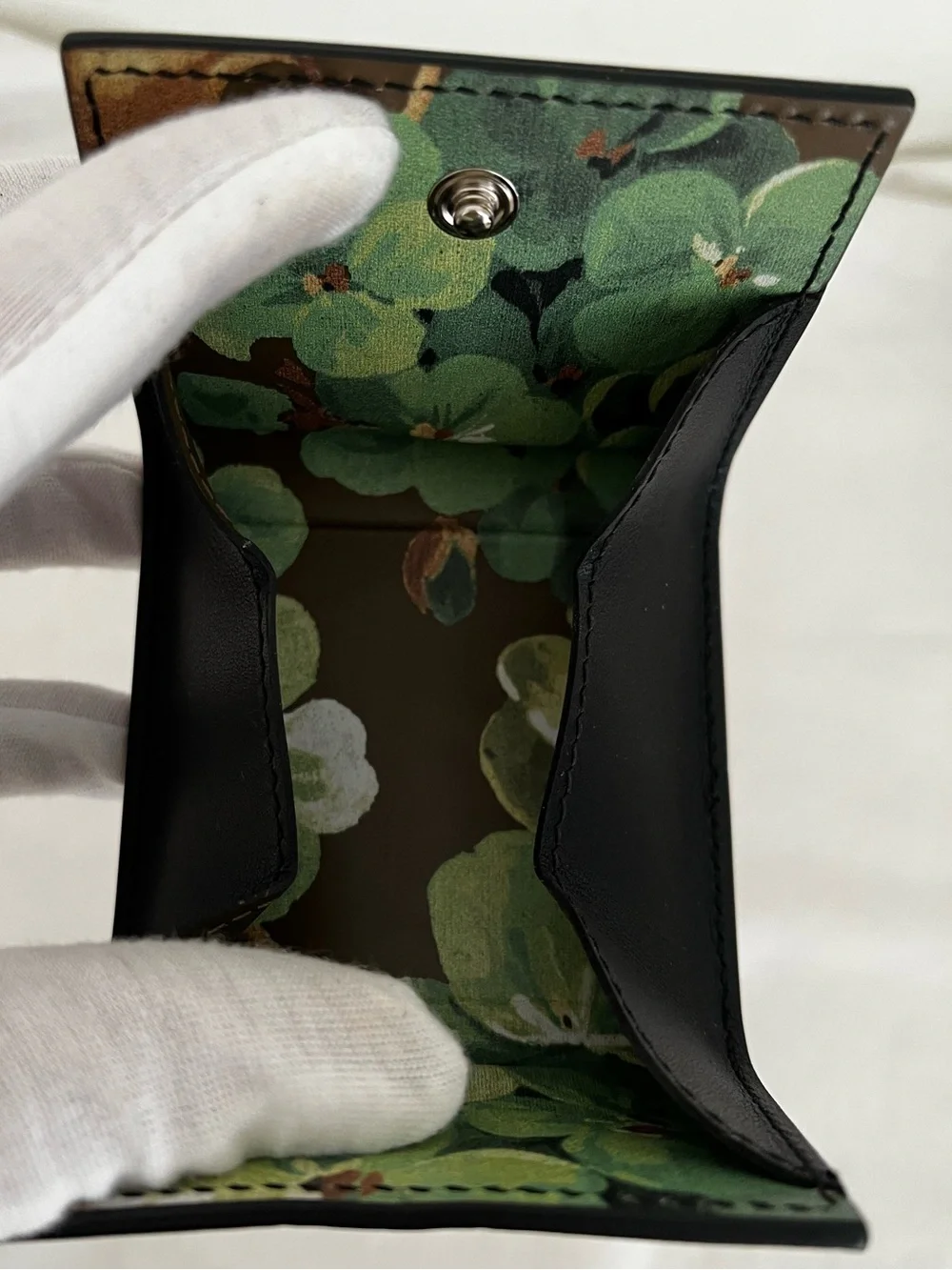Gucci Blooms Black Leather Green Floral Jewelry AirPod Coin Case BNWB Shop Card